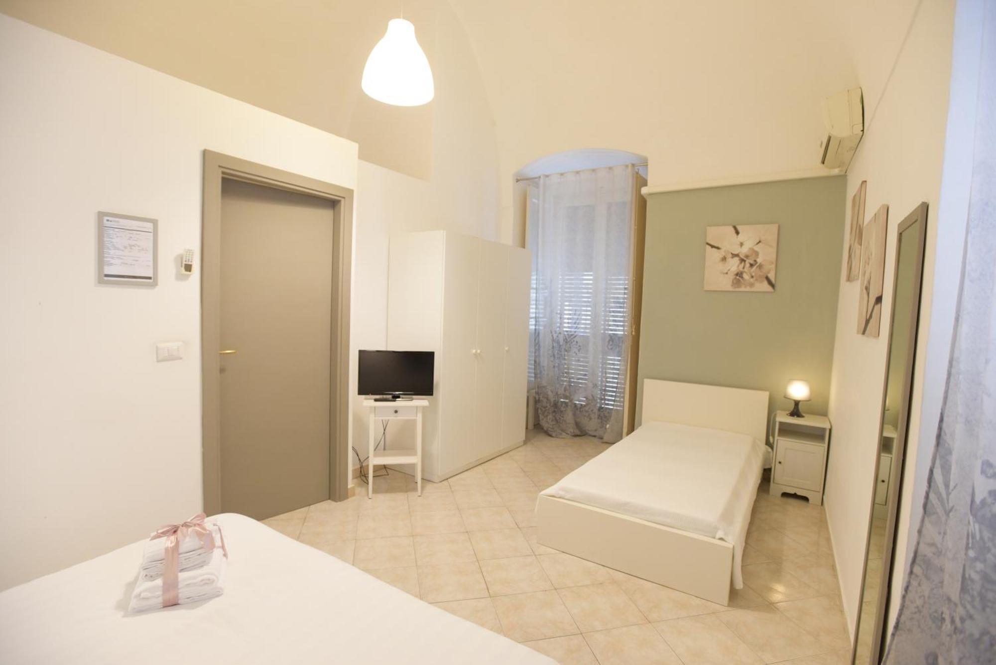 Cittadella28 Like At Home Trani Buitenkant foto